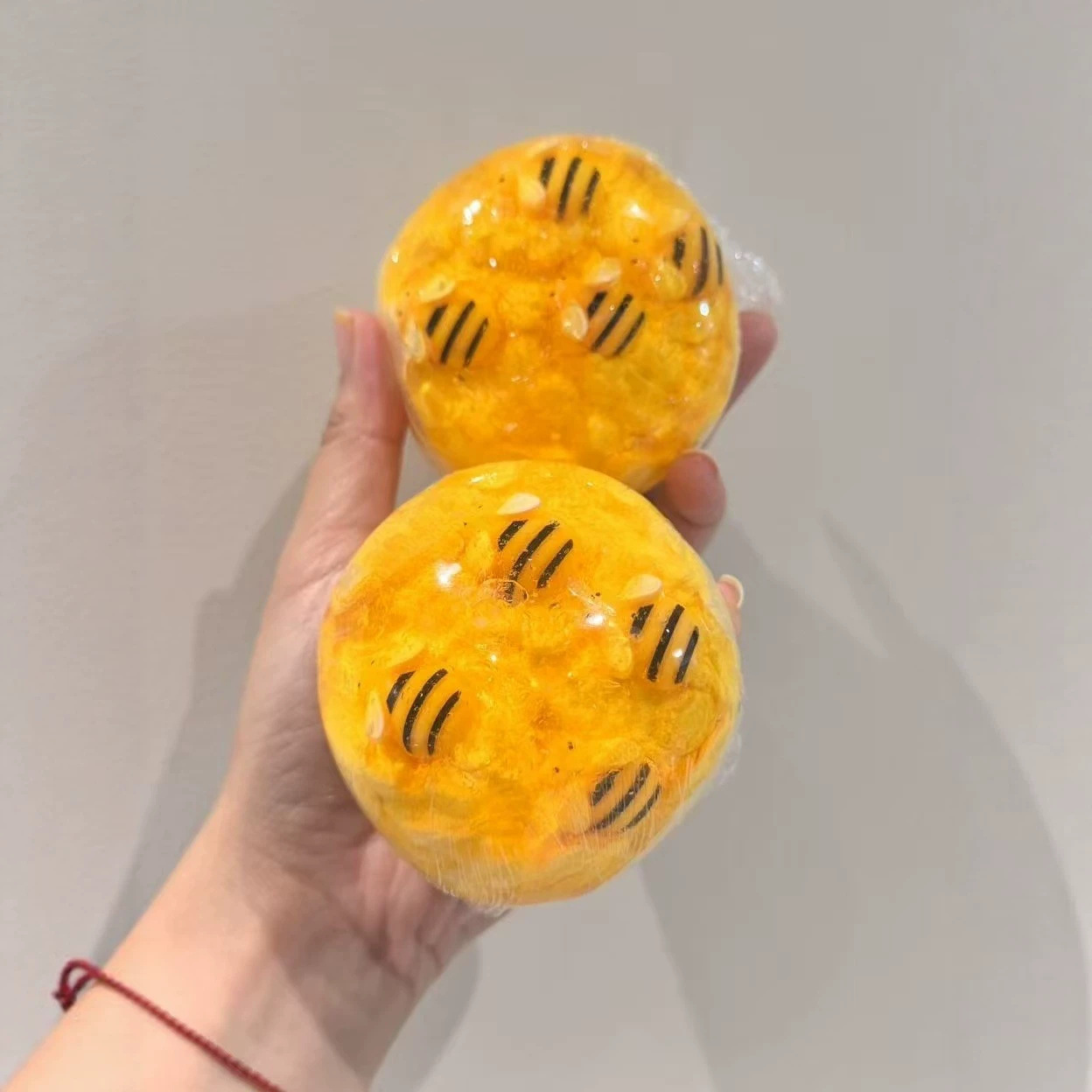 Knuspriger Honigglas-Ball, Que – Party Games Shop Bewertung und Preis